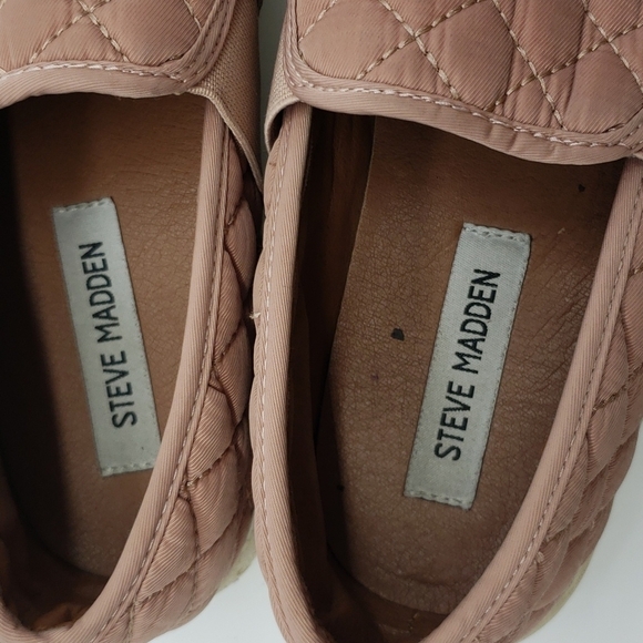 𝅺STEVE Madden Endell women US 9 quilted dusty rose pink textile slip on sneakers - Picture 7 of 10